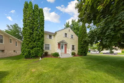 825 8th Avenue NE, Waseca, MN 56093 - Photo 1
