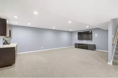 8359 Cottonwood Lane N, Maple Grove, MN 55369 - Photo 25