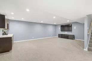 8359 Cottonwood Ln N, Maple Grove, MN 55369 - Photo 25