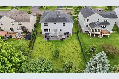 8359 Cottonwood Lane N, Maple Grove, MN 55369 - Photo 31