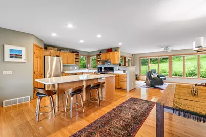 39109 Karen Court, Winona, MN 55987 - Photo 9