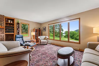 39109 Karen Court, Winona, MN 55987 - Photo 5