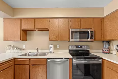 13906 Herald Way, Apple Valley, MN 55124 - Photo 11