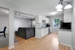 10840 Rockford Rd, Plymouth, MN 55442 - Photo 17