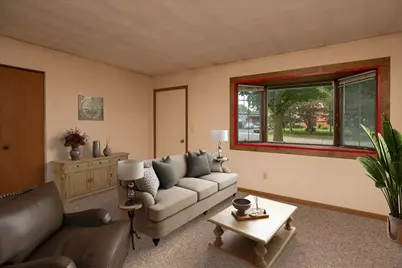 660 24th Street NE, Owatonna, MN 55060 - Photo 3