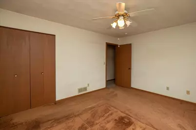 660 24th Street NE, Owatonna, MN 55060 - Photo 17