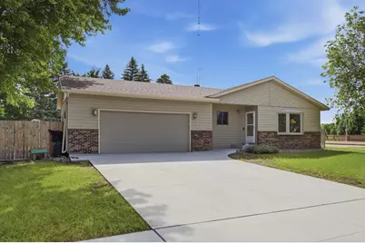 3950 15th Street S, Fargo, ND 58104 - Photo 3