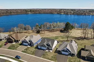 25415 Farmstead Ln, Wyoming, MN 55092 - Photo 51