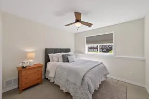 25415 Farmstead Ln, Wyoming, MN 55092 - Photo 29