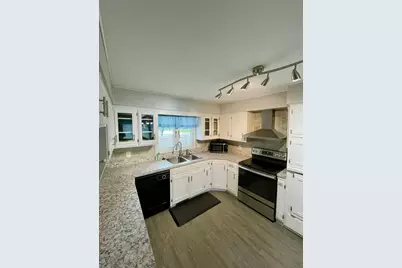1006 10th Street SW, Wadena, MN 56482 - Photo 13