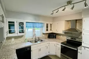 1006 10th St SW, Wadena, MN 56482 - Photo 13