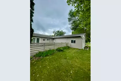1006 10th Street SW, Wadena, MN 56482 - Photo 5