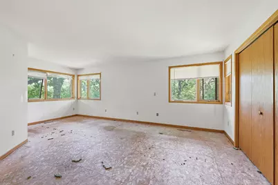 1130 River Drive, River Falls, WI 54022 - Photo 13