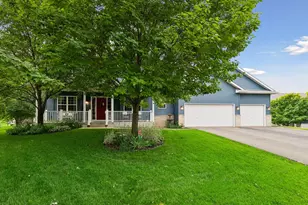 1045 Breezy Ct, Waconia, MN 55387 - Photo 37