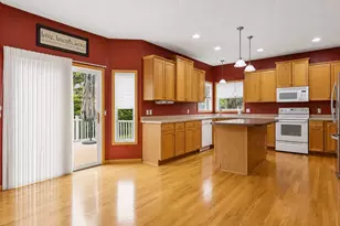 1045 Breezy Ct, Waconia, MN 55387 - Photo 7