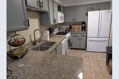 1741 W 140th Street, Burnsville, MN 55337 - Photo 3
