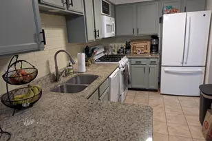 1741 W 140th St, Burnsville, MN 55337 - Photo 3