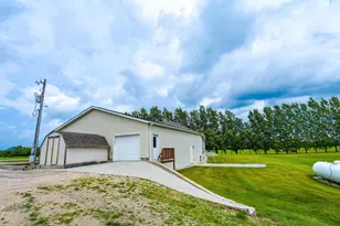 13977 330th St NW, Newfolden, MN 56738 - Photo 95