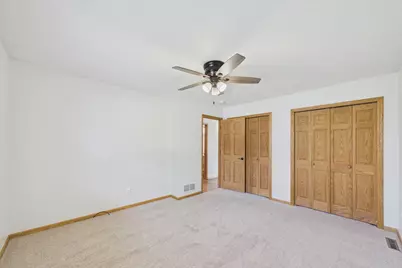 5232 Kingsbury Place NW, Rochester, MN 55901 - Photo 9