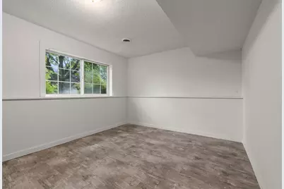 9143 Brunswick Avenue N, Brooklyn Park, MN 55443 - Photo 37
