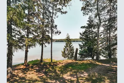 9685 Lakewood Circle, Chaska, MN 55318 - Photo 11