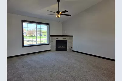 1363 Cullen Street, Saint Peter, MN 56082 - Photo 13