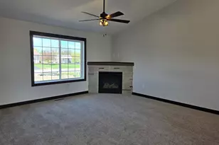 1363 Cullen St, Saint Peter, MN 56082 - Photo 13