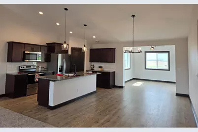 1363 Cullen Street, Saint Peter, MN 56082 - Photo 9