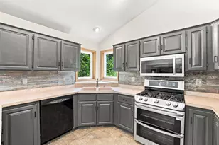 3698 Willbrook Ct, Eagan, MN 55123 - Photo 9