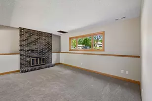 13881 Holyoke Ln, Apple Valley, MN 55124 - Photo 15