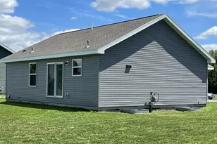 206 Fourth Pl, Claremont, MN 55924 - Photo 9