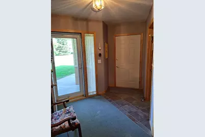12998 Evergreen Drive, Lindstrom, MN 55045 - Photo 5