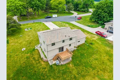 720 Campbell Court, Pine Island, MN 55963 - Photo 5