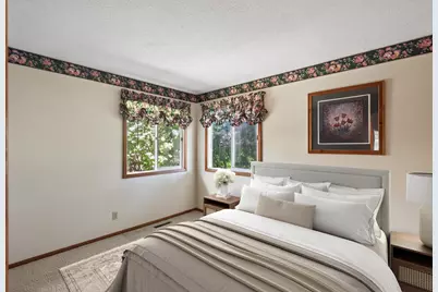1619 McLean Avenue, Saint Paul, MN 55106 - Photo 9