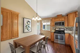 1619 McLean Ave, Saint Paul, MN 55106 - Photo 7