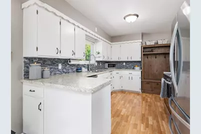 1803 Knight Avenue N, Glencoe, MN 55336 - Photo 9
