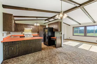8009 Noble Avenue N, Brooklyn Park, MN 55443 - Photo 7