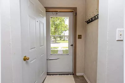 1318 Irving Street, Alexandria, MN 56308 - Photo 3