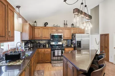 15005 43rd Place N, Plymouth, MN 55446 - Photo 3