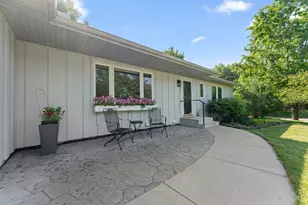 3840 Riverton Ave, Eagan, MN 55122 - Photo 3