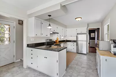 2128 Juno Avenue, Saint Paul, MN 55116 - Photo 9