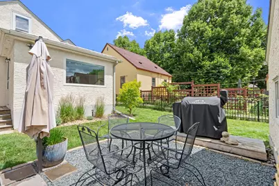 2128 Juno Avenue, Saint Paul, MN 55116 - Photo 31
