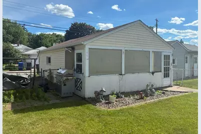 1552 Idaho Avenue E, Saint Paul, MN 55106 - Photo 3