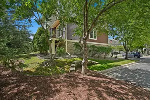 10736 Falling Water Ln, Woodbury, MN 55129 - Photo 7