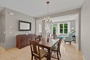 10736 Falling Water Ln, Woodbury, MN 55129 - Photo 11
