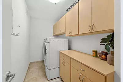 215 10th Avenue S #514, Minneapolis, MN 55415 - Photo 43