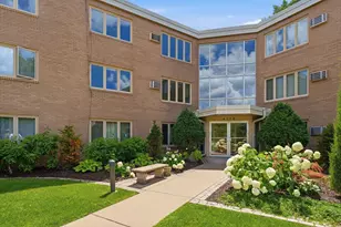 4370 Brookside Ct, Edina, MN 55436 - Photo 1