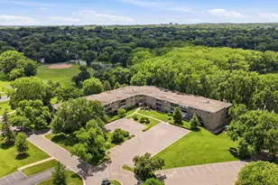4370 Brookside Ct, Edina, MN 55436 - Photo 29