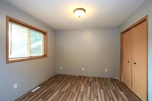 913 Carolina Pkwy NW, Hutchinson, MN 55350 - Photo 11