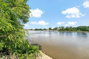 340 Spring St, Saint Paul, MN 55102 - Photo 29